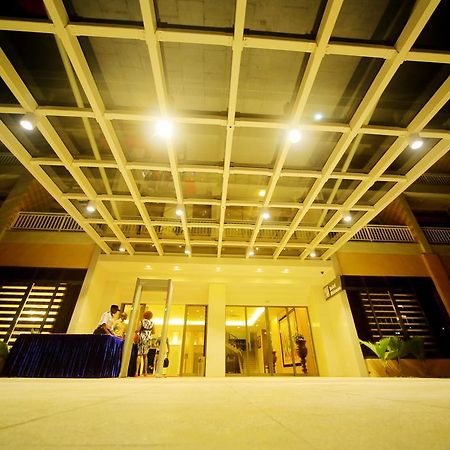 Hotel Africana Kampala Esterno foto
