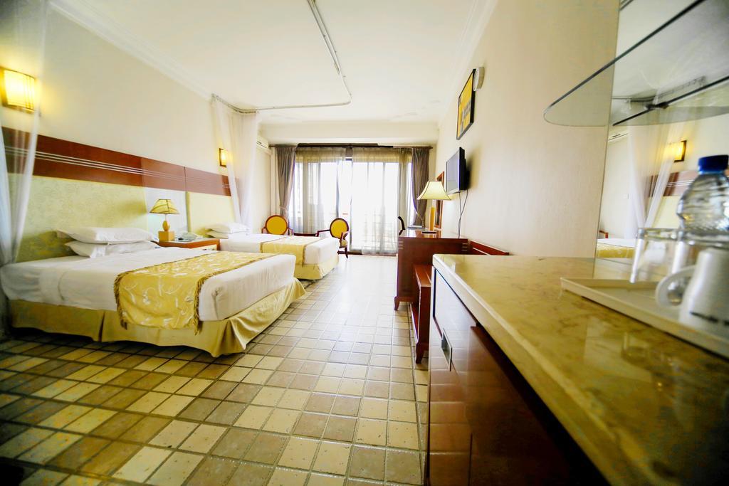 Hotel Africana Kampala Esterno foto