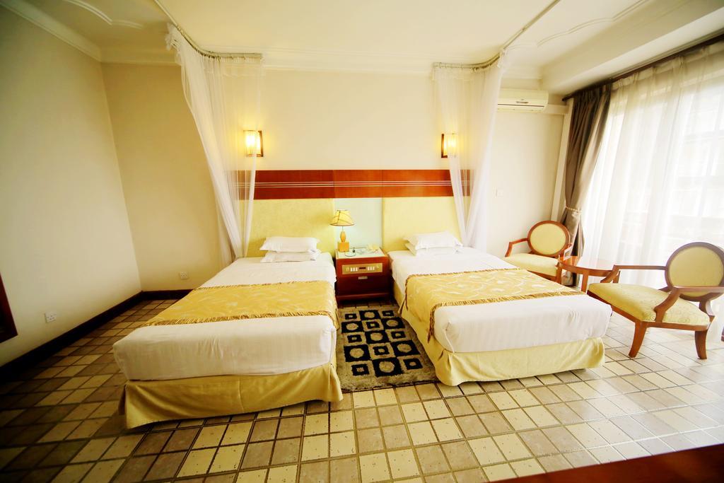 Hotel Africana Kampala Esterno foto