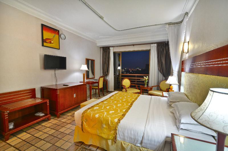 Hotel Africana Kampala Esterno foto